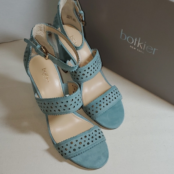 ⚜️Re-Listed⚜️ - Picture 3 of 16